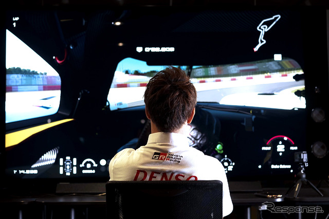 グランツーリスモSPORTの開発でトヨタTS050ハイブリッドのセッティングに参画した小林可夢偉選手
