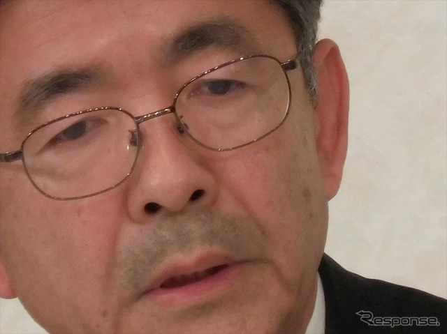 不適合品の検証で、検査データを報告しなかった出来事を「誠に残念」と語った梅原尚人副社長
