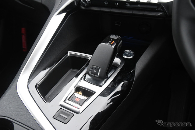 プジョー 5008