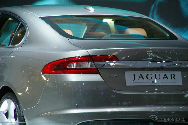 【フランクフルトモーターショー07】ジャガー XF 上質写真蔵