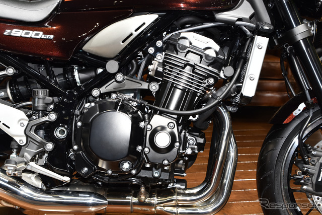 【東京モーターショー2017】カワサキ Z900RS初公開…12月1日に国内発売へ