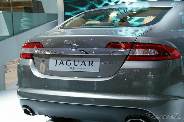 【フランクフルトモーターショー07】ジャガー XF 上質写真蔵