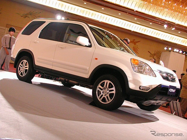 【新型ホンダ『CR-V』】正常進化デザインの2代目「印象を築く」