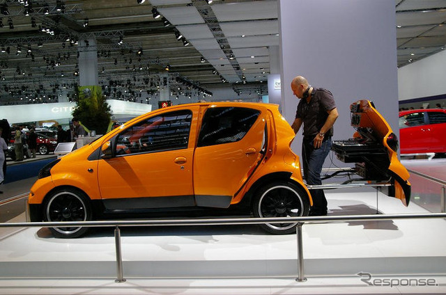 【フランクフルトモーターショー07】トヨタ iQ コンセプト&ブース写真蔵
