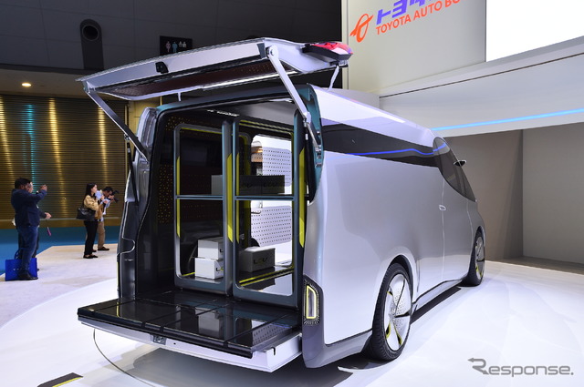トヨタ車体 LCVコンセプト D-カーゴ(東京モーターショー2017)