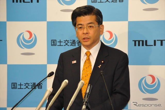 石井啓一国土交通相(27日・霞が関)