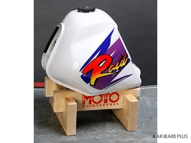 バイクのエンジンメンテに---木製エンジン作業台