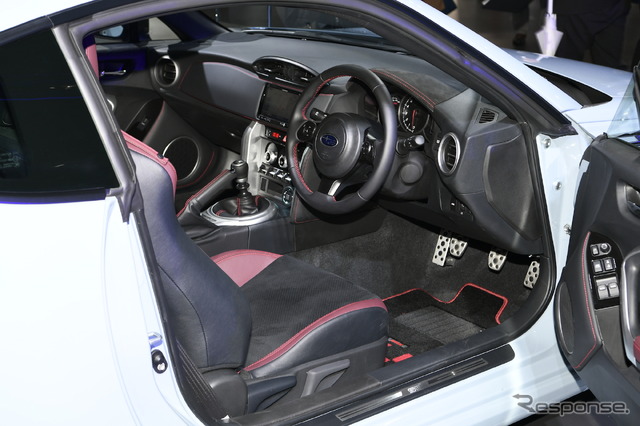 スバル BRZ STIスポーツ(東京モーターショー2017)
