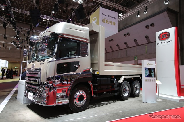 UDトラックス・クオン新型、6×4ダンプ(東京モーターショー2017)