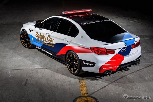 BMW M5 新型のMotoGPセーフティカー