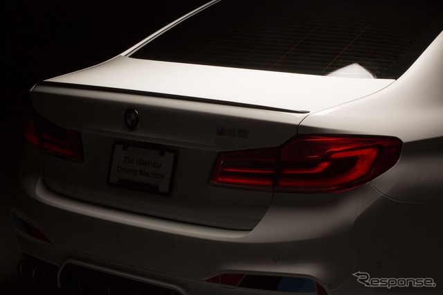BMW M5 新型のMパフォーマンスパーツ