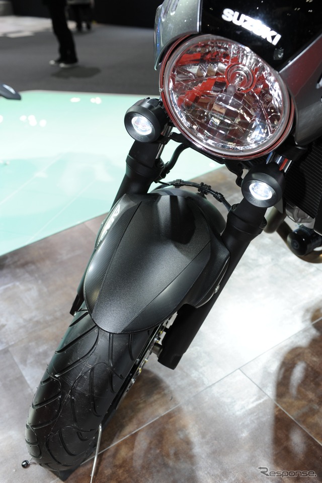 スズキSV650X (東京モーターショー2017)