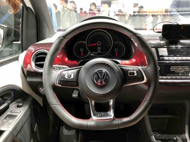 VW up!GTI(東京モーターショー2017)