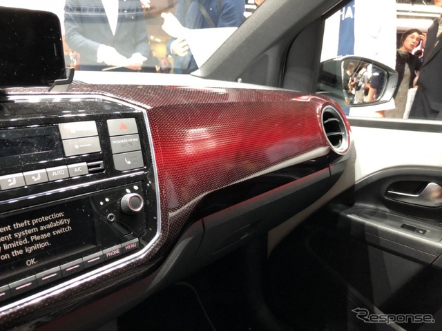 VW up!GTI(東京モーターショー2017)