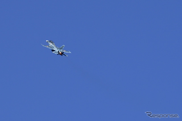 F-2戦闘機によるデモフライト