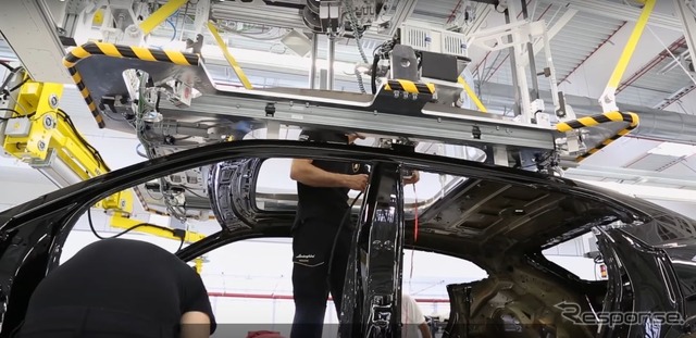 イタリア本社工場でパイロット生産が開始されたランボルギーニ ウルス