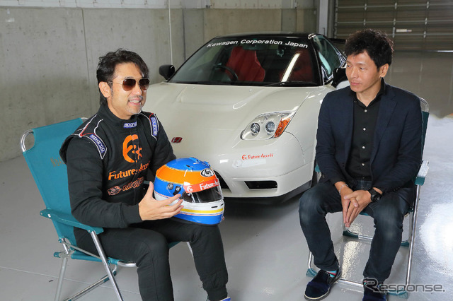 上口氏(左)とカワゲン・コーポレーションジャパン ルートKS 川合進二社長(右)