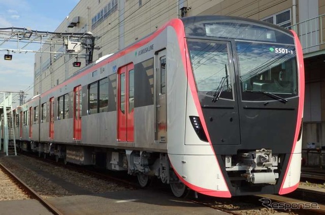 都営浅草線の新型電車「5500形」。12月のイベントで初めて展示される。