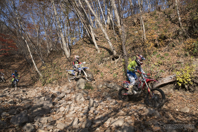 【JNCC 最終戦】秋も彩る爺ヶ岳スキー場で日米トップライダーが相見えた［写真蔵］