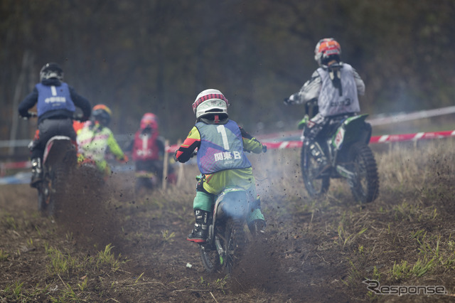 【JNCC 最終戦】秋も彩る爺ヶ岳スキー場で日米トップライダーが相見えた［写真蔵］