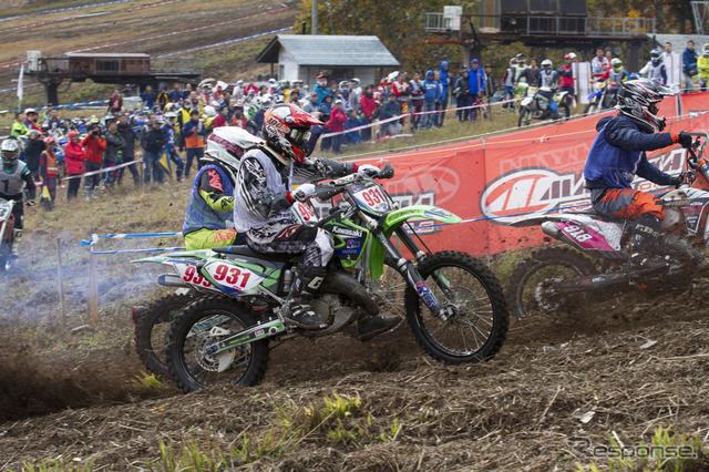 【JNCC 最終戦】秋も彩る爺ヶ岳スキー場で日米トップライダーが相見えた［写真蔵］