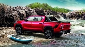 トヨタ・ハイラックス改良新型のROCCO