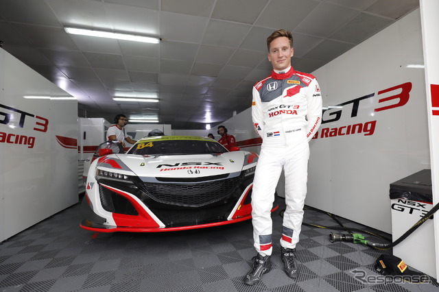 ホンダ NSX GT3をドライブする、レンジャー・ファン・デル・ザンデ選手