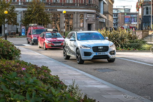 ジャガー・ランドローバーのコネクテッド自動運転車両技術の公道テスト