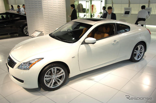【CEATEC07】日産が スカイラインクーペ 新型を展示