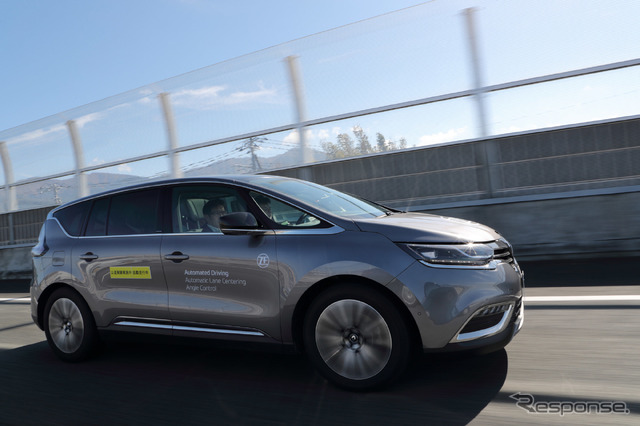ZFの高度運転支援システムのプロトタイプを実装したテストカーを試乗
