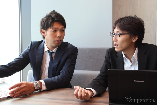 カーセブンディベロプメント システムグループ マーケティング&システム&トレーディングディブジョン グループマネージャー 中村次郎氏(右)とニューセールスディベロプメントグループ ニューセールスディベロプメントディビジョン シニアマネージャー 今井崇文氏(左)