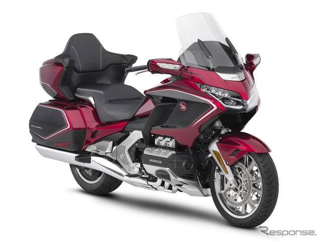 新型GOLDWING TOUR