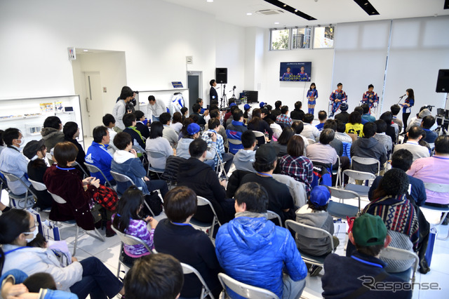 神奈川スバル・東名川崎店のスペシャルファンミーティング