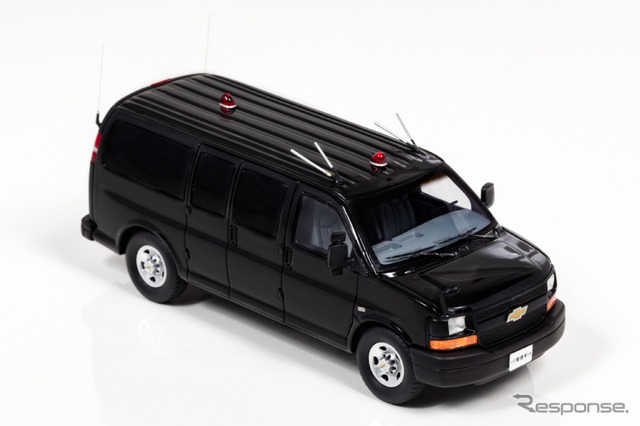 RAI'S『シボレー エクスプレス L3500 2008 警察本部警備部要人警護車両』1/43スケールミニカー