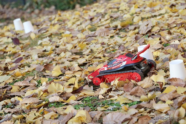 ハピネット『R/C 高速クローラー ワイルドホイール』