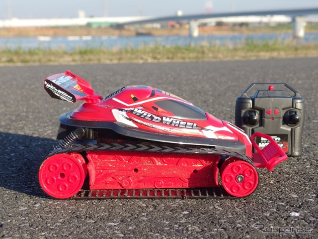 ハピネット『R/C 高速クローラー ワイルドホイール』