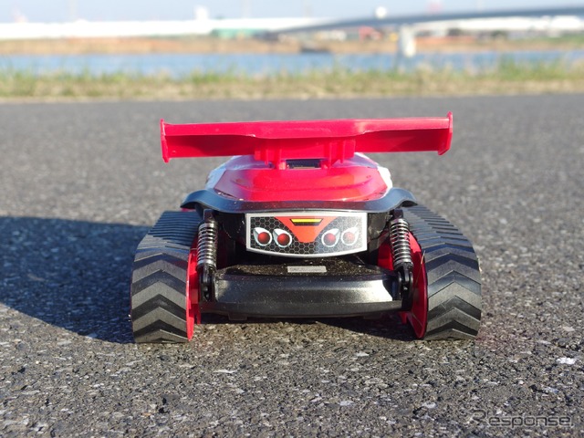 ハピネット『R/C 高速クローラー ワイルドホイール』