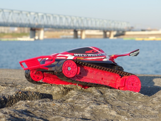ハピネット『R/C 高速クローラー ワイルドホイール』