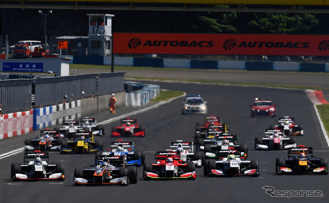 春開催がメインだった岡山国際サーキット。来季は9月、終盤ラウンドの第6戦を受け持つ(写真は2017年)。