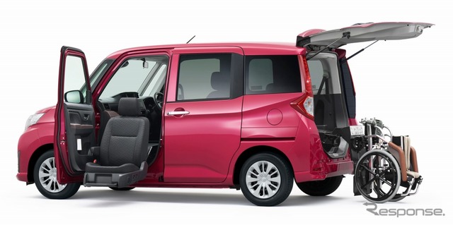 トヨタ ルーミー ウェルキャブ 助手席リフトアップシート車 Bタイプ