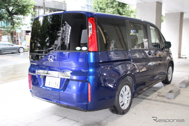 中日本ハイウェイ・エンジニアリング名古屋が開発した多機能車両サクラ