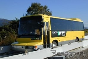 無人運転かるがも走行バス---トヨタ・住友商事が淡路島でIMTSを導入