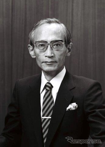山本健一氏