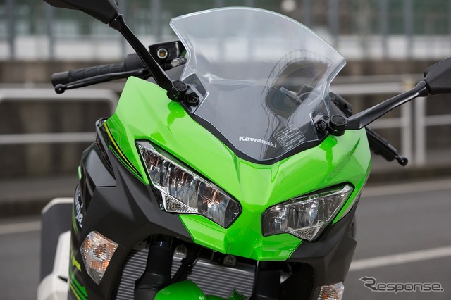 カワサキ Ninja400