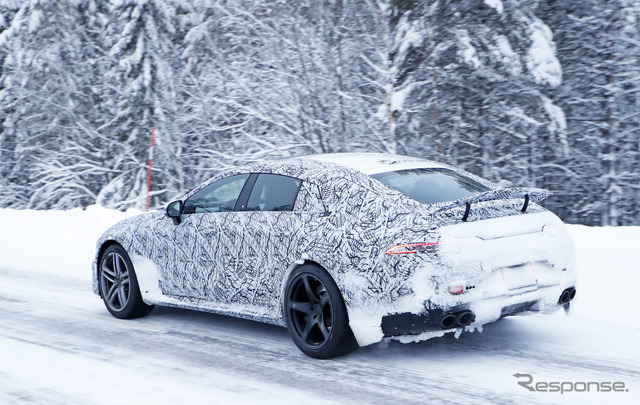 メルセデス AMG GT 4ドア（仮）スクープ写真