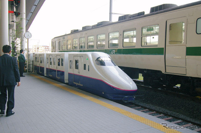 「鉄道博物館」が開館…実物車両など豊富な展示