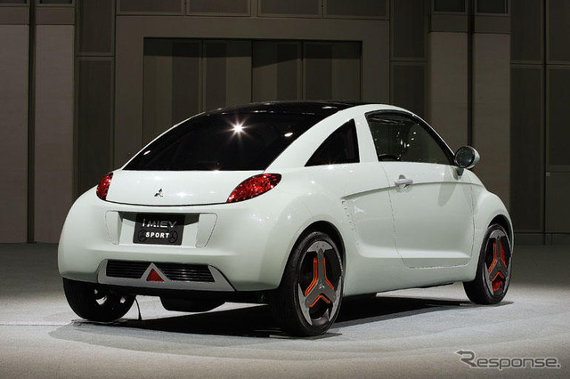 【東京モーターショー07】三菱 i MiEV SPORT…未来感を強調