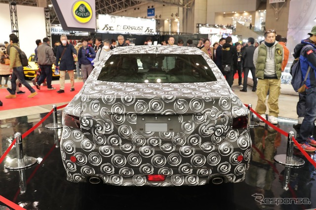 これが次期 クラウン のカスタマイズだ! トヨタ クラウン 15代目…東京オートサロン2018詳細画像