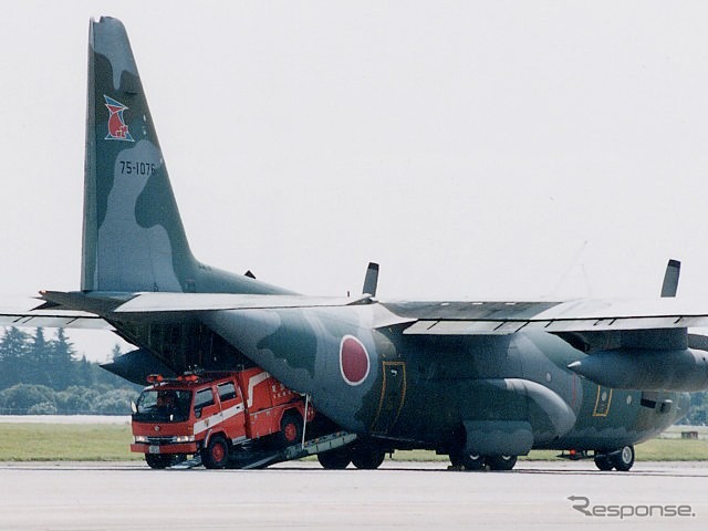 【新聞ウォッチ】「クルマ社会は戦闘地並みの危険」発言の波紋---福田官房長官