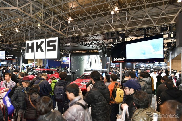 HKSブース(東京オートサロン2018)